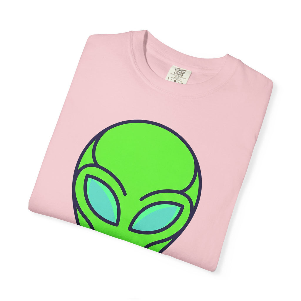 Light pink crew-neck T-shirt with green alien face graphic, short sleeves